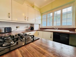 Photo 8- click for photo gallery